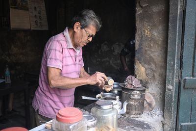 ‘I always come here’: The Indian tea shop that runs on trust