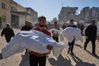 Israeli strikes on Gaza kill more than 90 people in the last 48 hours, Palestinians say