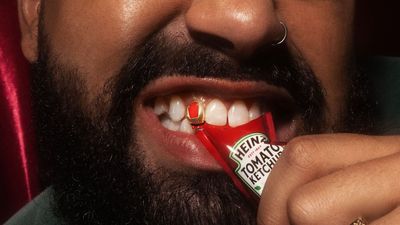 Heinz somehow makes opening sauce packets a fashion statement with stylish tooth 'grillz'