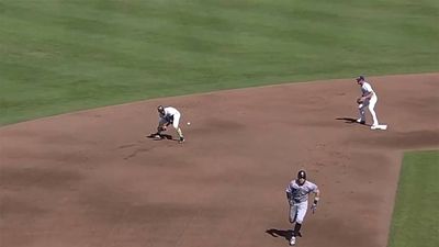 Rays Shortstop Turns Ridiculous Double Play With Toss Between His Legs