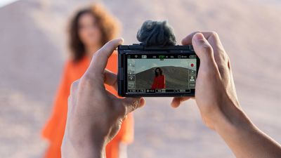 If you make a vlogging camera, the least you can do is give it a bigger screen