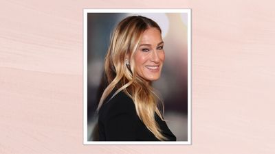 Sarah Jessica Parker's liquorice manicure proves that spring isn't just for milky pastels