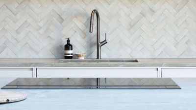 7 Kitchen Tap Mistakes You’re Making That Can Make Your Space Look Outdated — And What to Do Instead