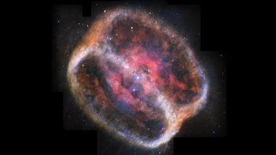 Space photo of the week: James Webb telescope reveals hidden past of the 'Crystal Ball Nebula'