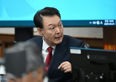 South Korea Ex-president Back In Court For Criminal Trial