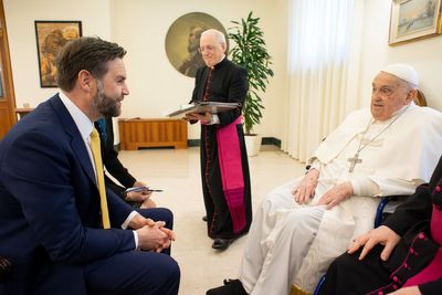 JD Vance joins world tributes to Pope Francis after Easter Sunday meeting
