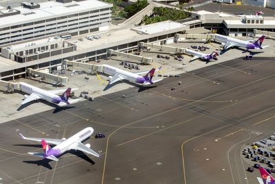 Teenage German tourists handcuffed and deported from Hawaii over ‘suspicious’ hotel booking