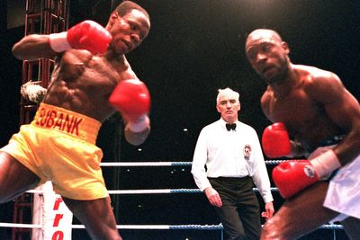 When did Chris Eubank Sr and Nigel Benn fight and who won?