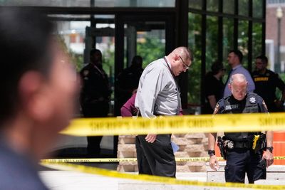 Texas deputy wounded, suspect held in shooting outside Houston courthouse, authorities say