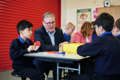Free school breakfast clubs will give parents ‘breathing space’, says Starmer