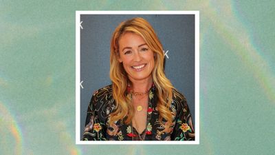 We've found the two styling tools behind Cat Deeley's effortless television-ready curled hair