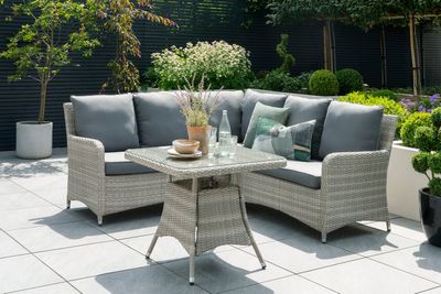 7 ways to switch up your garden seating