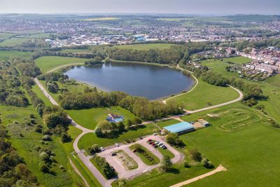 Coroner urges government to act after man drowns at open water swimming event