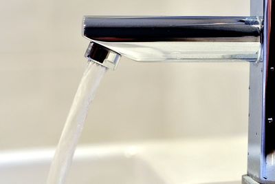 Devon residents without water to receive £200 compensation, says MP