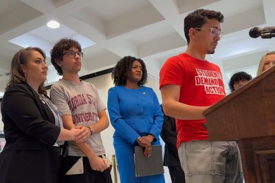 Following FSU shooting, students call on lawmakers to block effort to lower gun-buying law