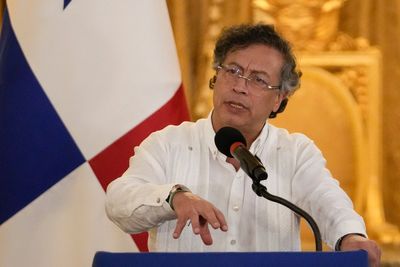 Colombian president says US has revoked his visa and appears to mock Trump as ‘Donald Duck’