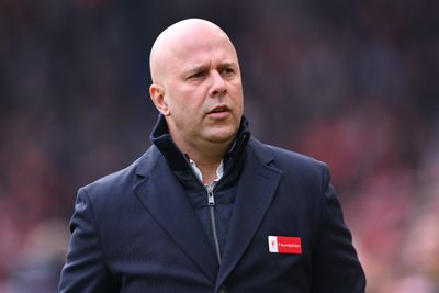 Liverpool given green light to agree Dean Huijsen deal: report