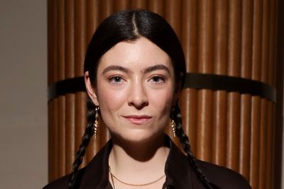 Lorde’s surprise New York park appearance shut down by police before it even starts