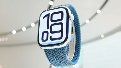 ​​watchOS 11.4 just dropped — 3 new Apple Watch features to try first