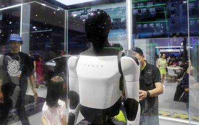 Elon Musk claims Tesla is the top robot company but worries that Nos. 2 through 10 will be Chinese