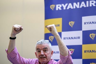 Ryanair CEO Michael O’Leary hints at fare cuts after ‘significantly’ hedging low fuel prices