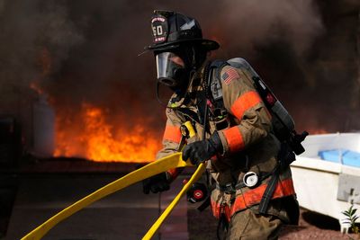 Huge New Jersey wildfire continues to burn but evacuation orders lifted