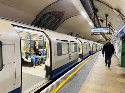 Hunt for man with buggy who punched passenger in face on Piccadilly Line during rush hour