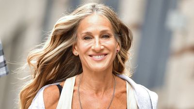 Sarah Jessica Parker's living room is a treasure trove of presumably clashing patterns – they're unexpected stars of the 'slow furnishing' trend