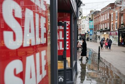 Reeves moves to block cheap imports undercutting British high street