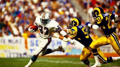 Former NFL First-Round Pick Named Next ‘Golden Bachelor’
