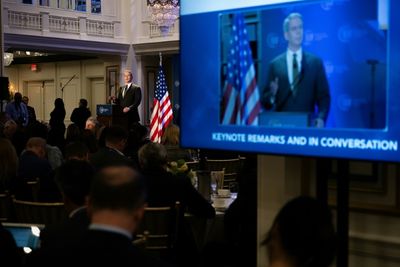 US Treasury Chief Says IMF, World Bank Must Be 'Fit For Purpose'