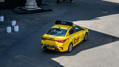 Expert Exposes Why This Seemingly Polite Gesture While in an Uber or Lyft Could Put You in Danger