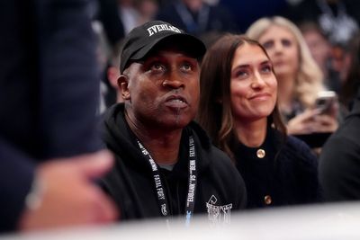 Nigel Benn defends Chris Eubank Jr after he was labelled a ‘disgrace’ by father