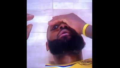 Cameras Caught LeBron James Taking a Sneaky Peek After Drawing Foul vs. Timberwolves