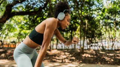 Check your heart's electrical activity: Garmin lovers in the UK and Switzerland gain access to high-tech heart health app