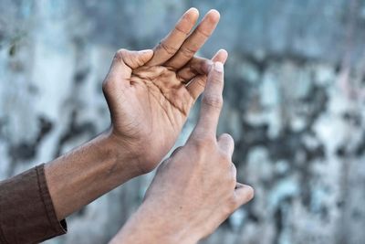 Lives of deaf patients ‘at risk’ amid NHS communication barriers, report warns