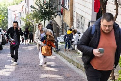 More than 200 injured after jumping from buildings in 6.2 earthquake in Istanbul
