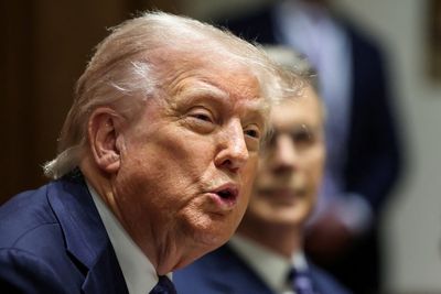 Trump tariffs: President vents at China over Boeing as Beijing denies claims of trade deal talks