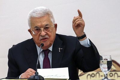 ‘Insulting’: Hamas condemns Abbas’s remarks on Gaza captives