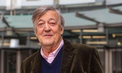 Stephen Fry’s ‘vocal double’ to be used in AI installation at Hay festival