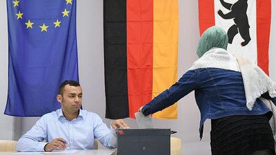German Greens push to abolish neutrality act, allowing headscarves for civil servants