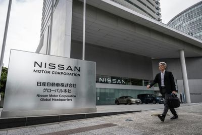 Warning Lights Flash At Nissan After Monster Profit Warning