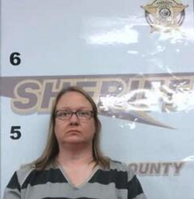 Arkansas Bank Employee Allegedly Stole Nearly $250k From Customers' Accounts: 'I Knew They Wouldn't Need the Money'