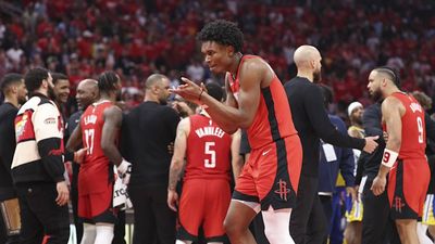 Rockets Coach Ime Udoka Likes Chippy Play in Warriors Series: ‘That’s Our Identity'