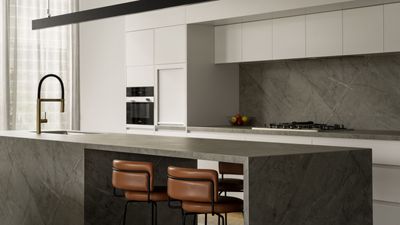 Should You Choose a Kitchen Island or a Breakfast Bar? Experts Weigh-in on the Debate