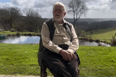 Veteran explorer to celebrate 89th birthday with 22-mile charity row