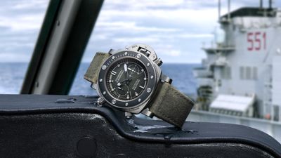New Panerai Submersible Chrono Marina Militare Experience Edition has one feature I wish more watches had