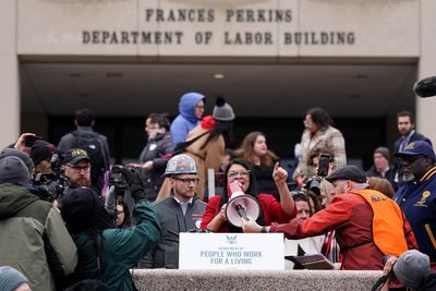 Federal Employees Could Face Criminal Charges for Talking to Journalists, Trump Official Warns