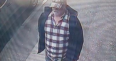 'Do not approach': Convicted killer who escaped prison spotted in Glasgow