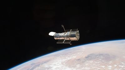 Happy 35th birthday, Hubble Telescope! 10 times the iconic observatory blew astronomers' minds (photos)